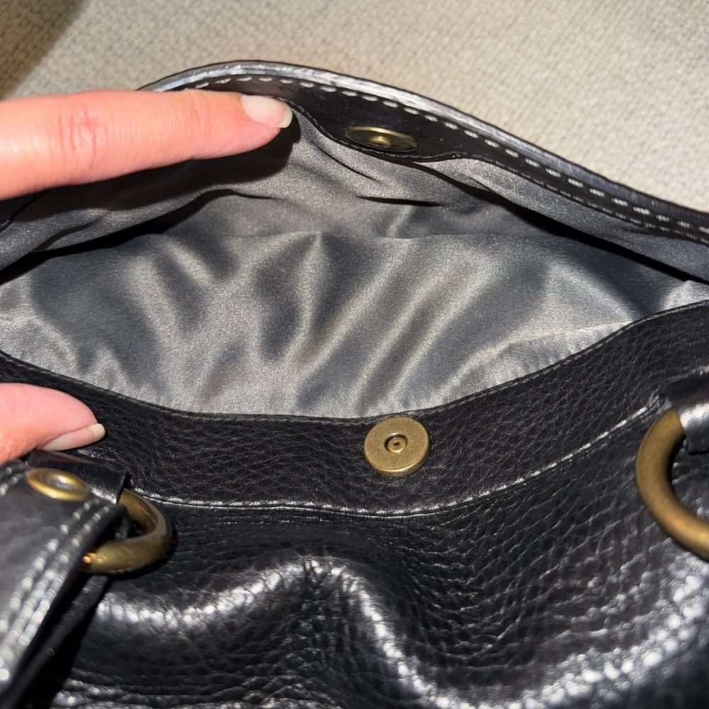 Coach Chelsea Abbey Satchel - Picture 5 of 9